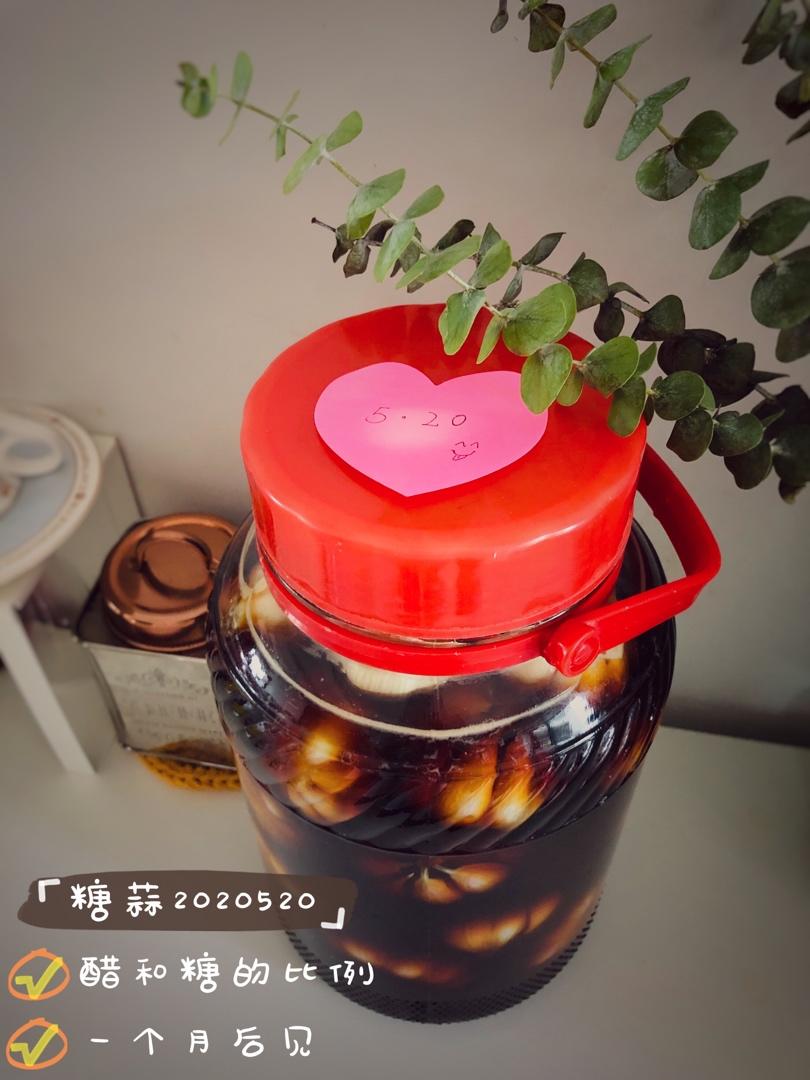 腌甜蒜糖蒜