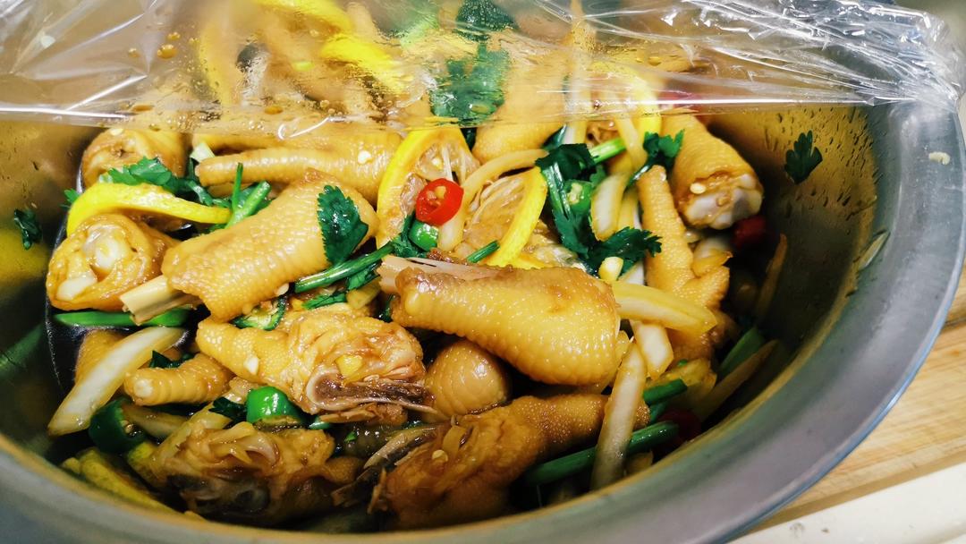 【柠檬酸辣鸡爪】自制超级无敌美味的网红鸡爪