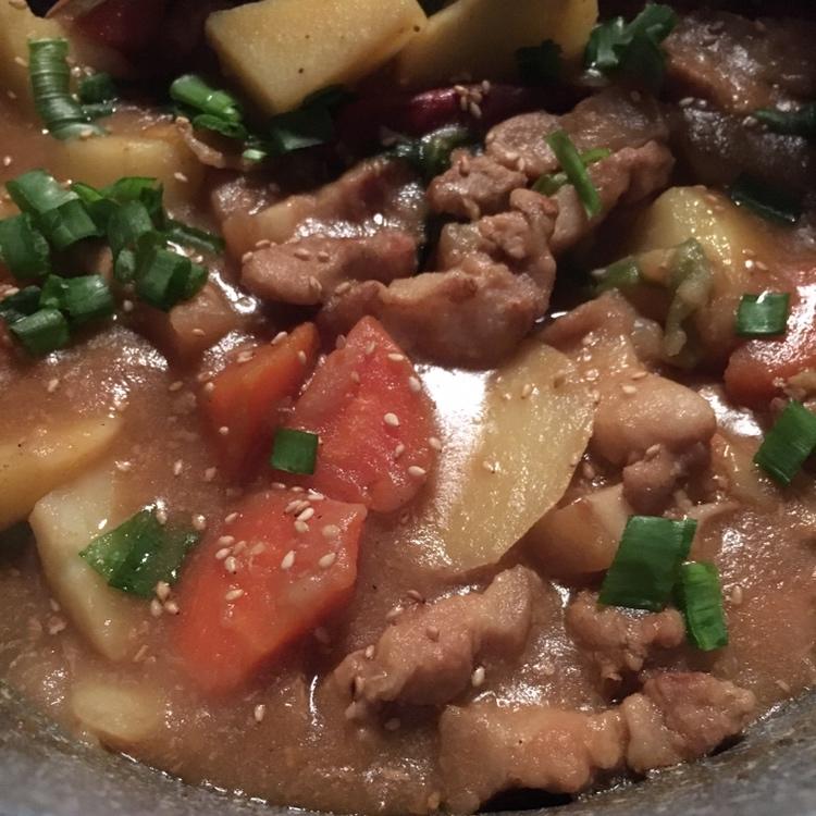 不焯水不放油的家常红烧肉