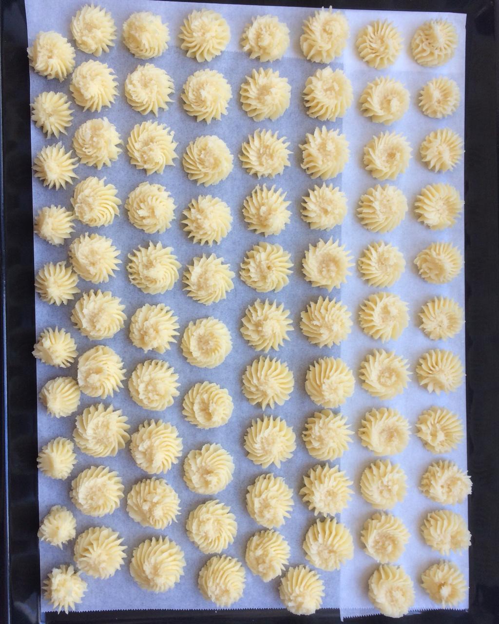 没有黄油也同样做出香酥不腻，花纹立体清晰的曲奇