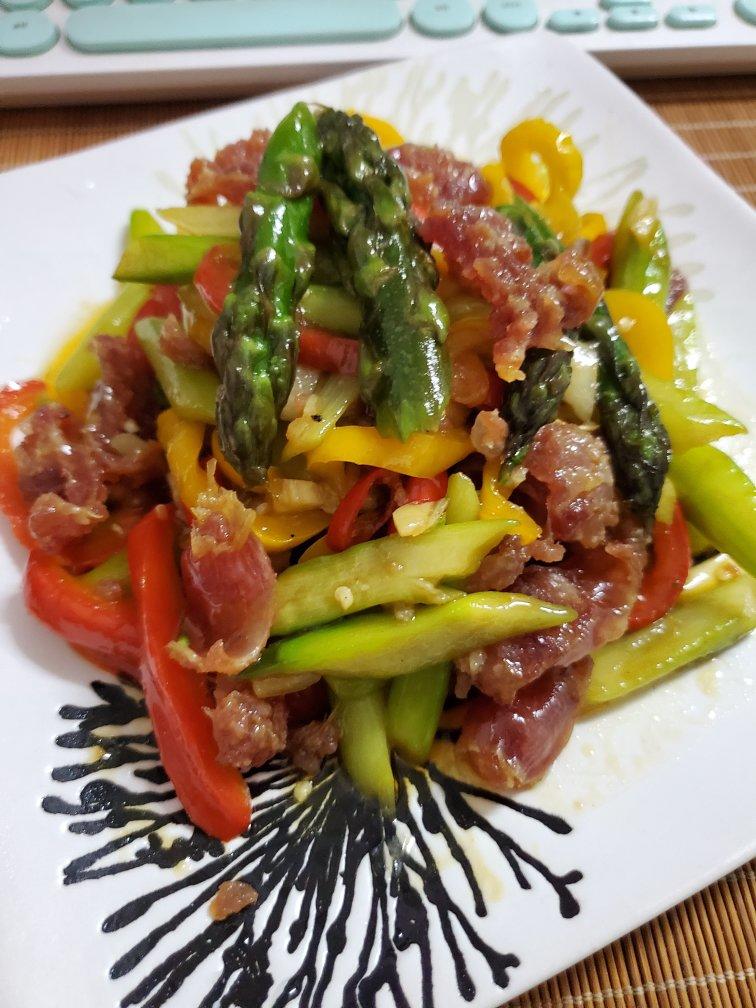 ㊙️腊味‼️芦笋炒腊肠‼️老少皆宜
