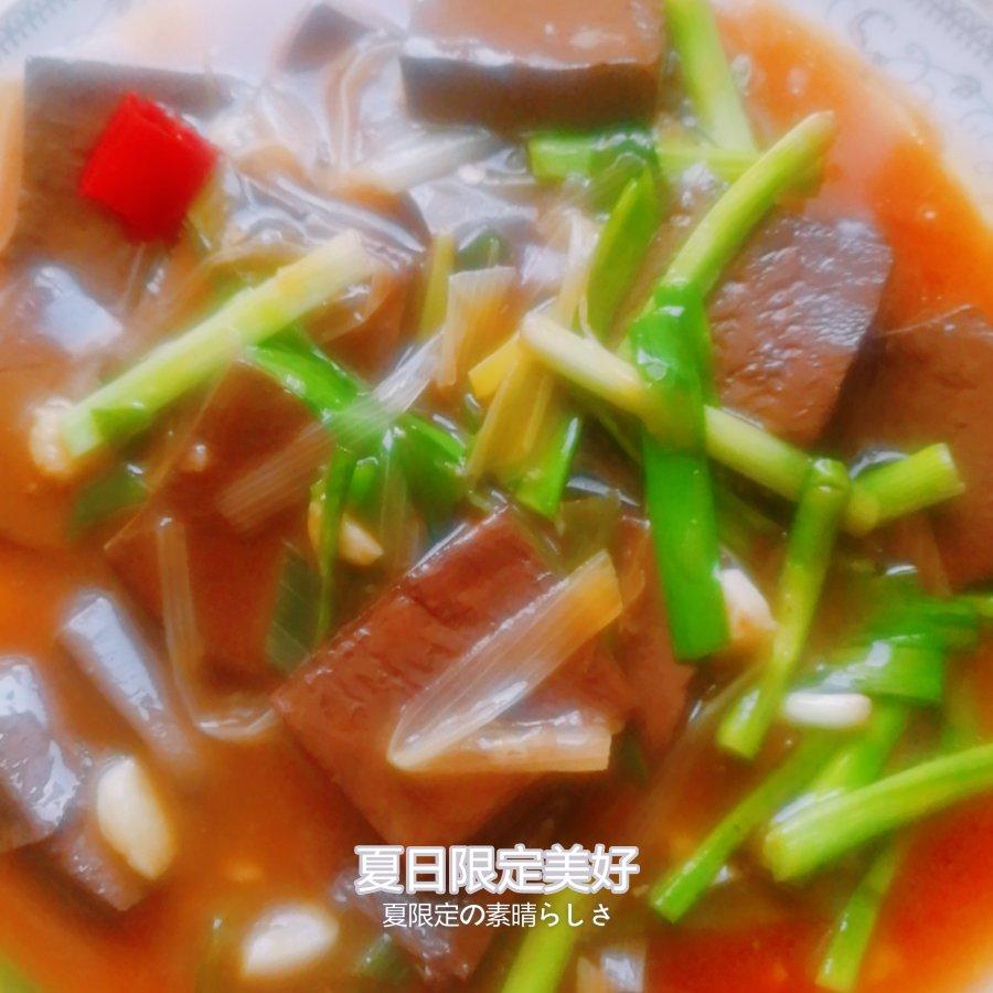 香辣滑嫩鸭血韭菜