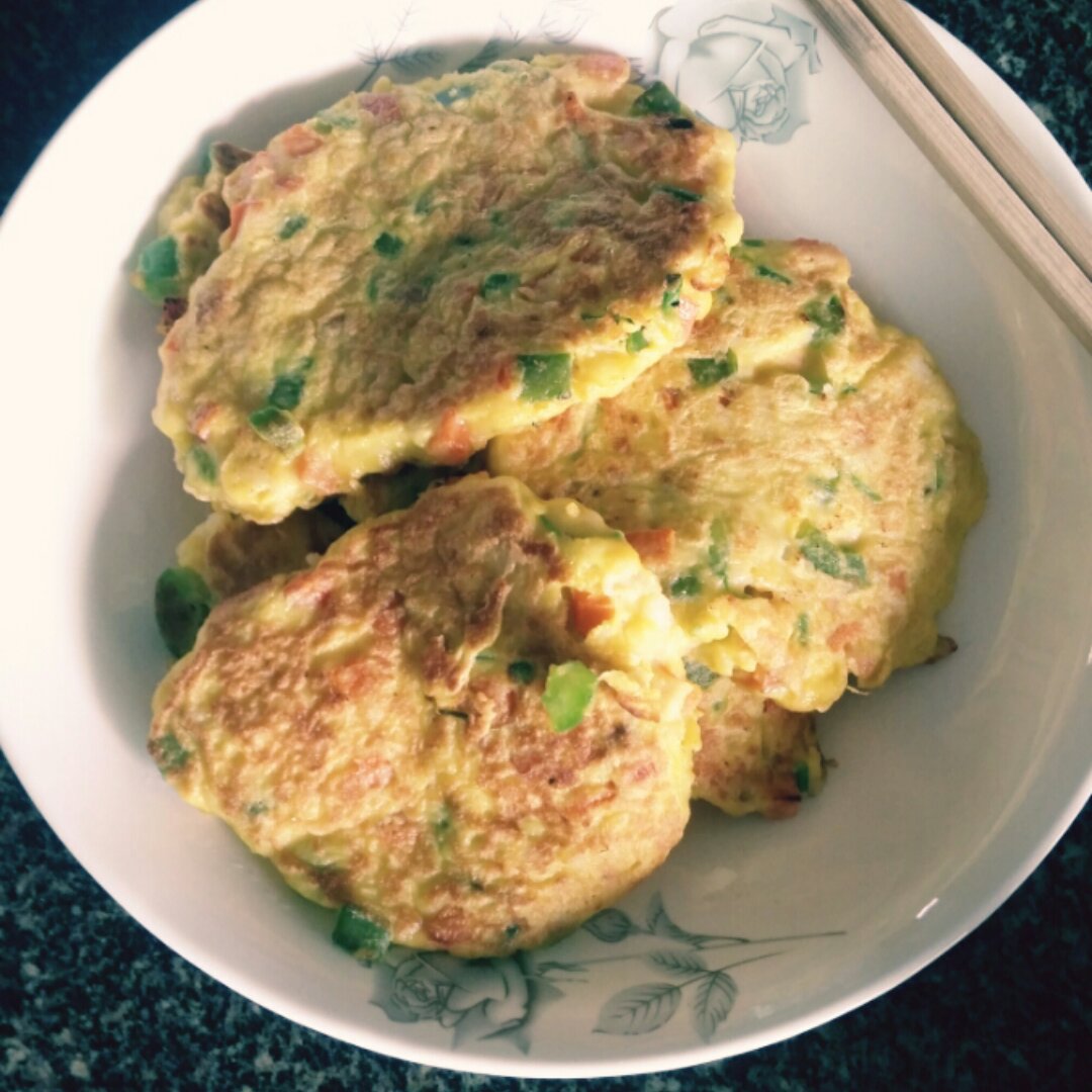 巴沙鱼胡萝卜鸡蛋饼【山姆厨房】