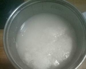 红糖米酒鸡蛋的做法 步骤1