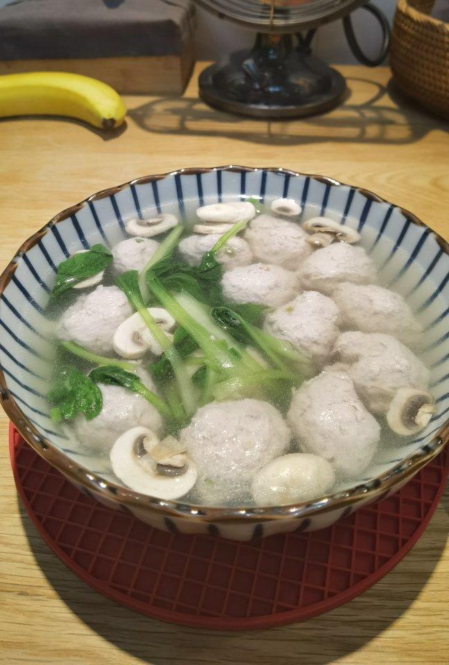 🔥这个季节一定要给孩子多喝这道紫菜肉丸汤，补铁又补钙❗️