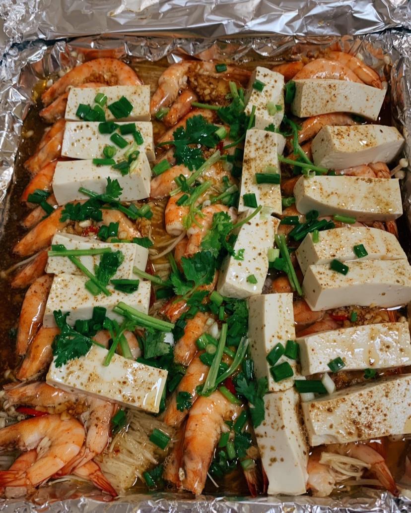 蒜蓉金针菇烤虾（烤箱）