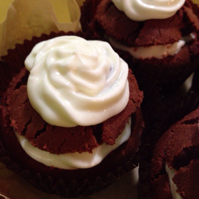 巧克力糖霜巧克力CUPCAKE
