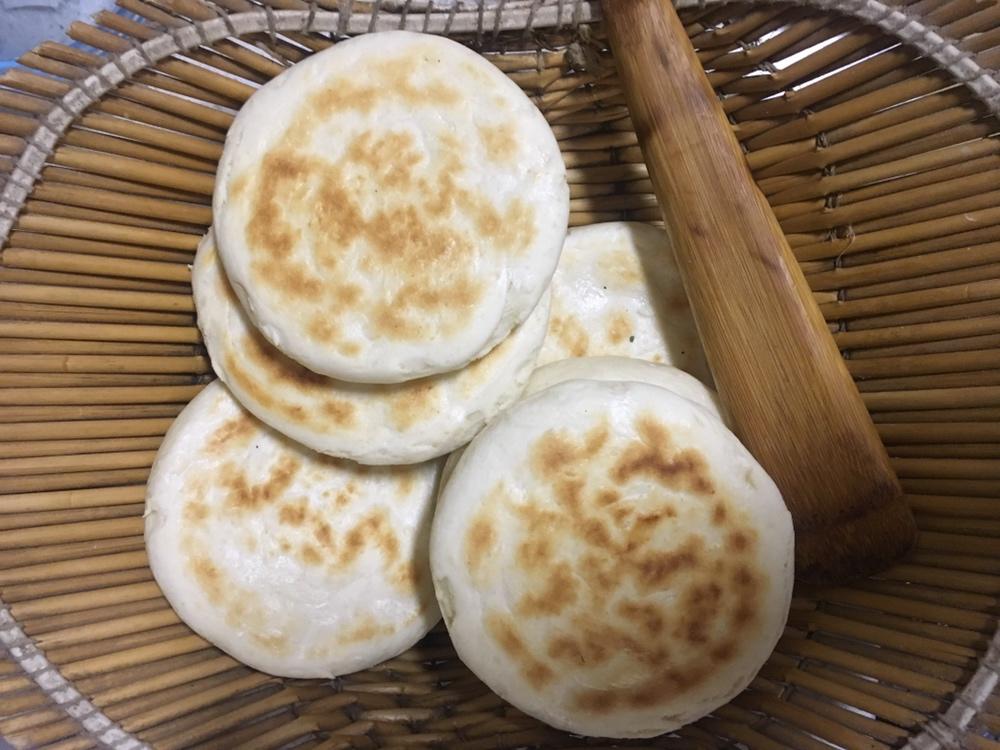 肉夹馍，白吉馍