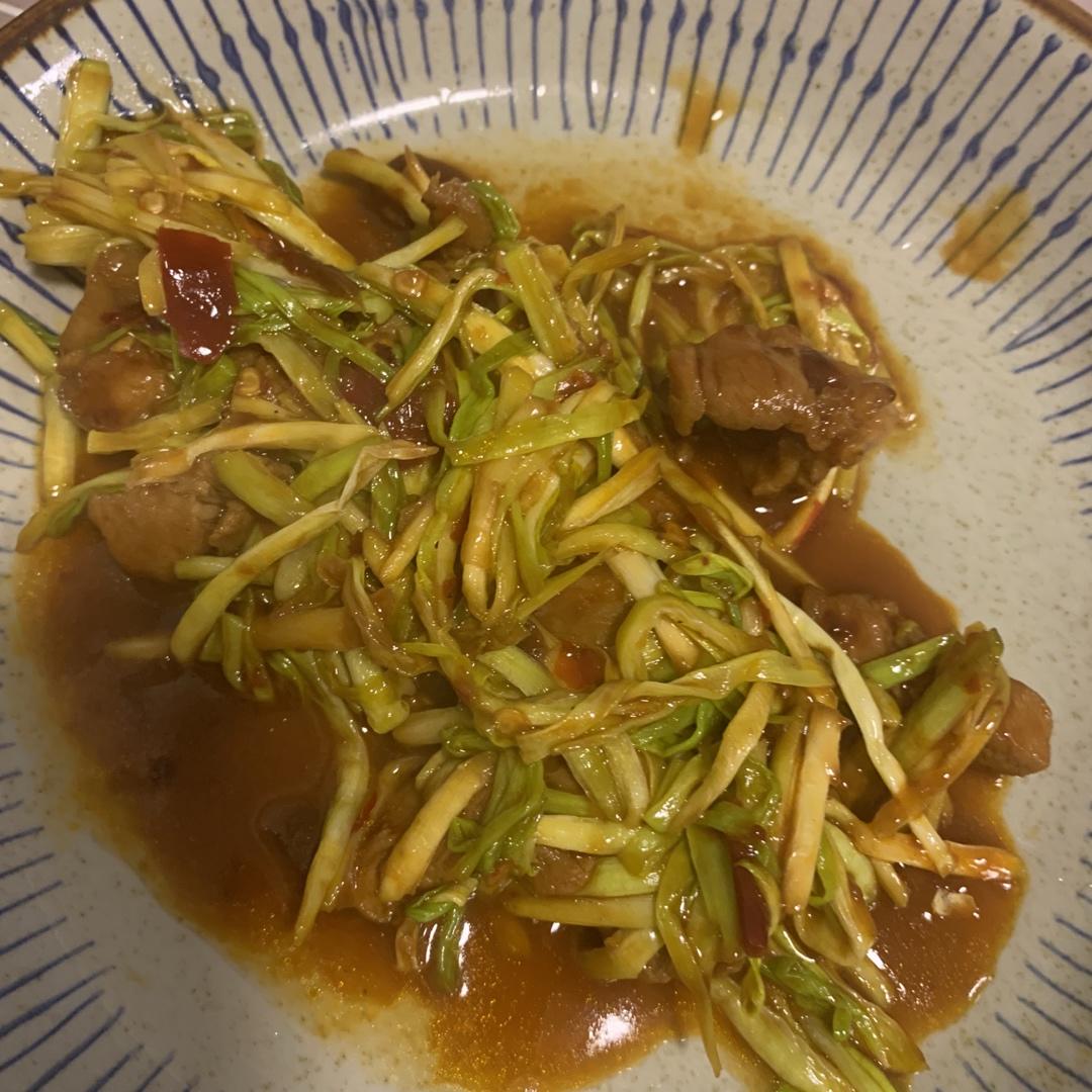 超级下饭的蒜苗炒肉，零失败