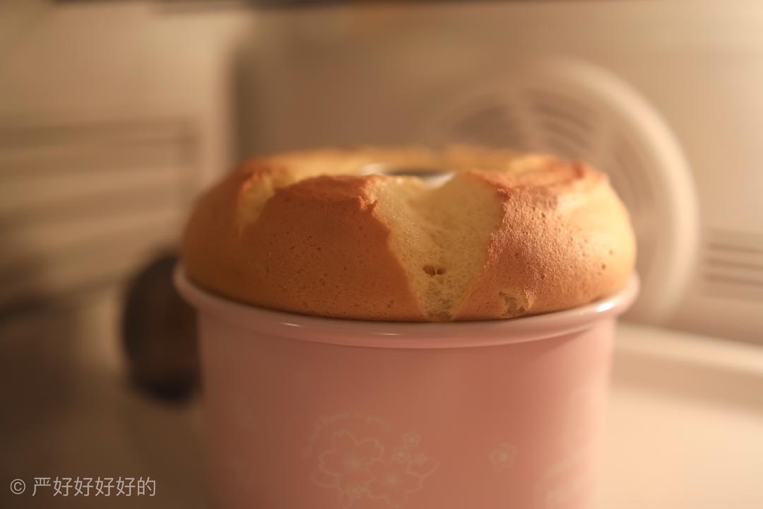 软fufu的6寸中空焦糖咸戚风的做法