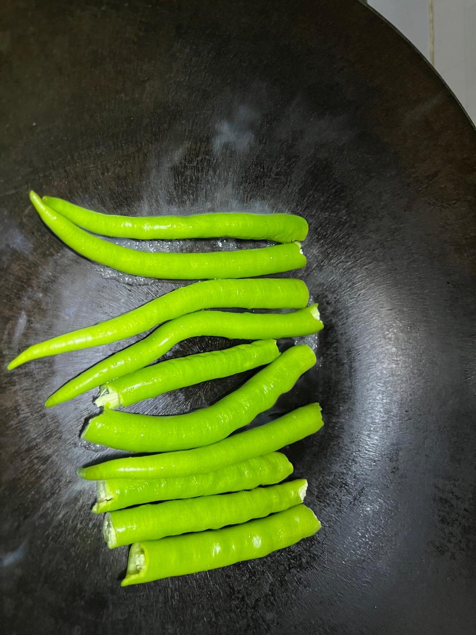 下饭神器 青花椒青椒酱的做法步骤图 元气仔 下厨房