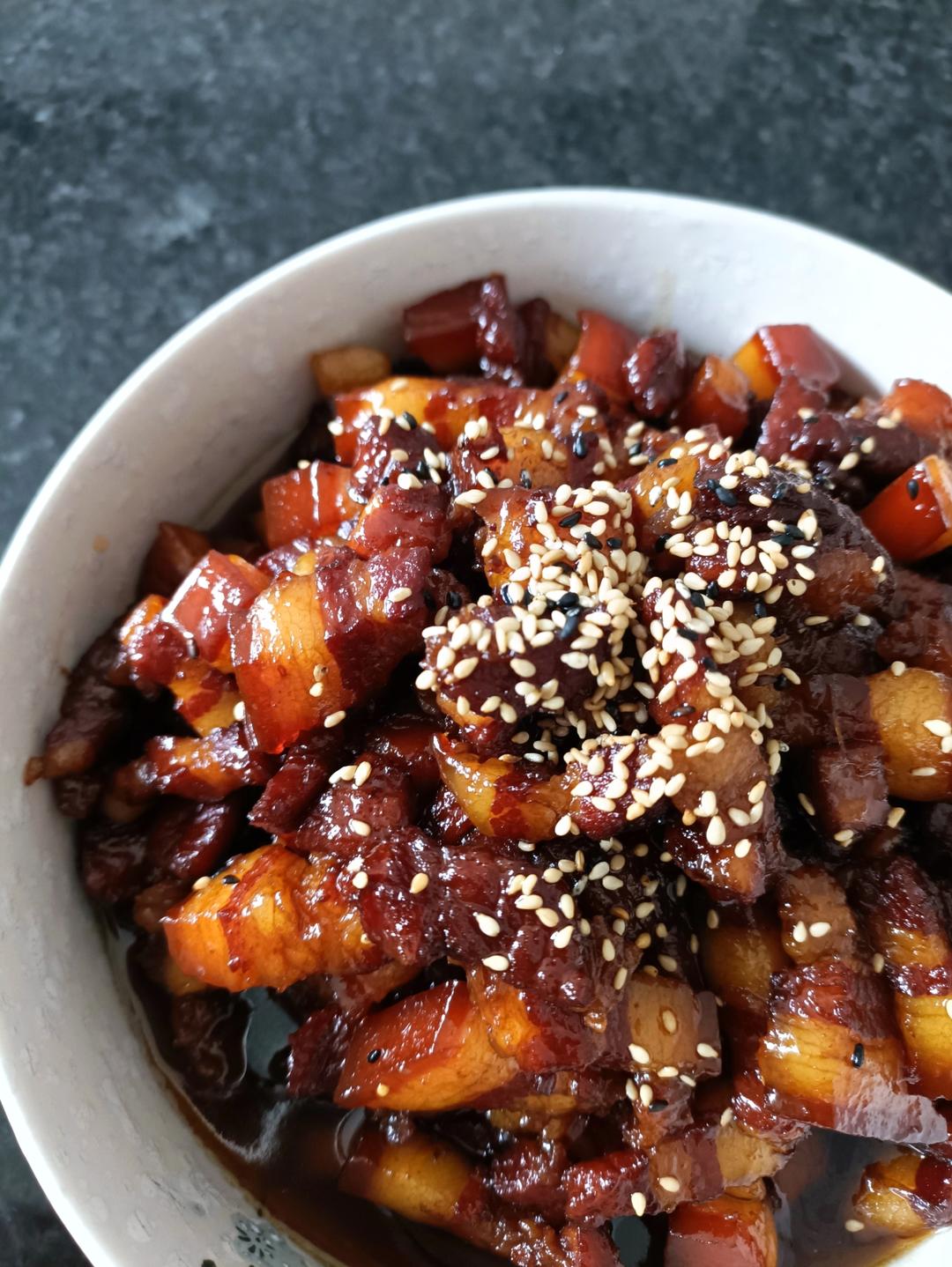 四川樱桃红烧肉：不用一滴酱油，做经典四川红烧肉！