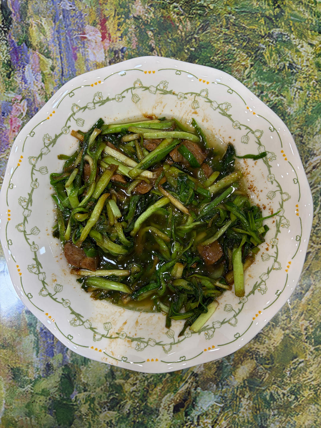 喷喷香的蒜苗炒肉