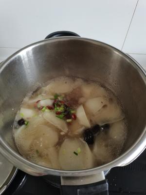 萝卜筒子骨汤（高压锅省时节能版）的做法 步骤6