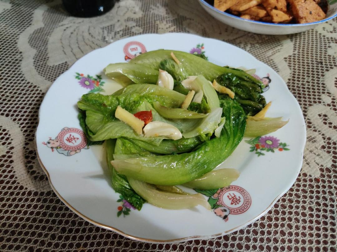 清脆鲜甜只需几个小细节，清炒生菜