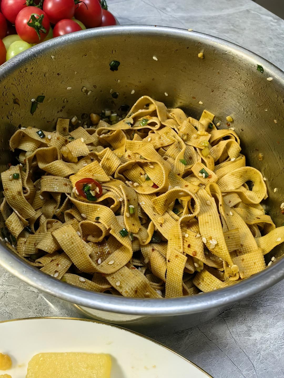 零失败‼️比辣条还好吃百倍〰️香辣豆皮