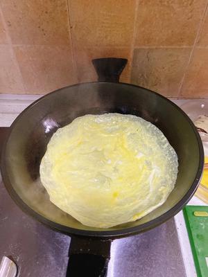 蛋丝时蔬炒面的做法 步骤1