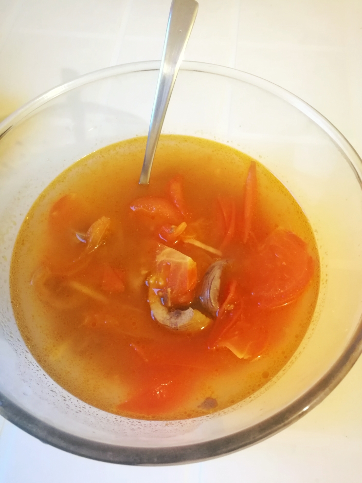 西红柿猪腰汤