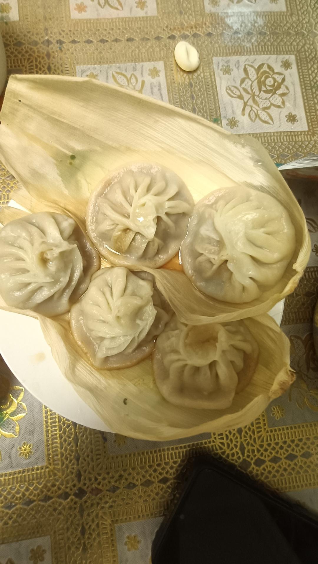 烫面小笼包（灌汤包，不用高汤，不用肉皮冻）