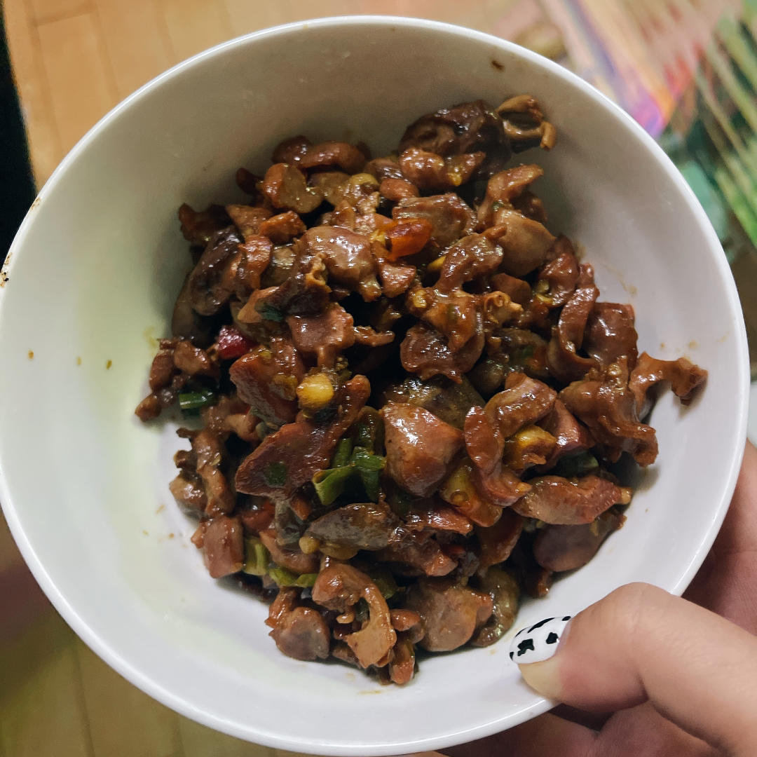 爆炒香辣鸡杂