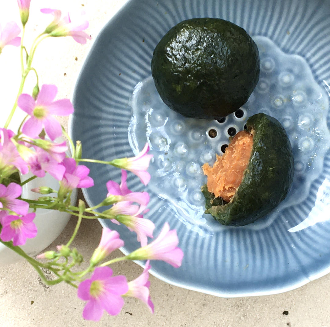 咸蛋黄肉松青团（艾糍）