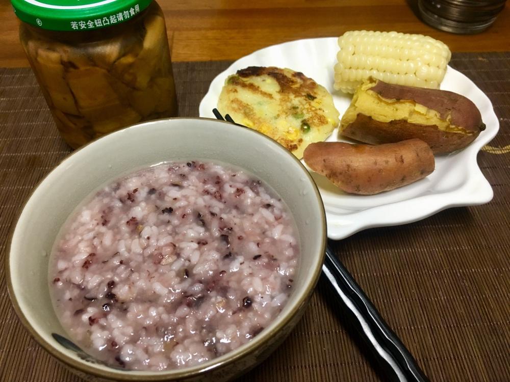 香煎田园土豆饼