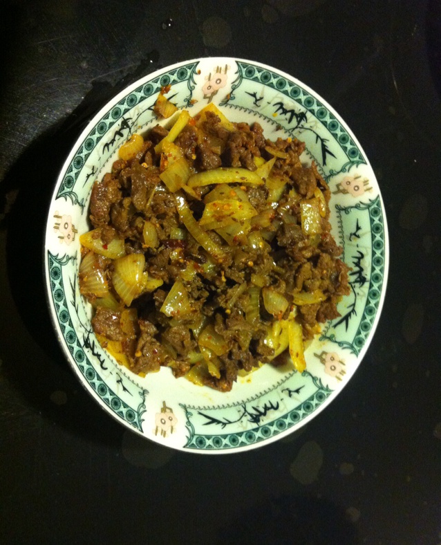 洋葱炒烤肉