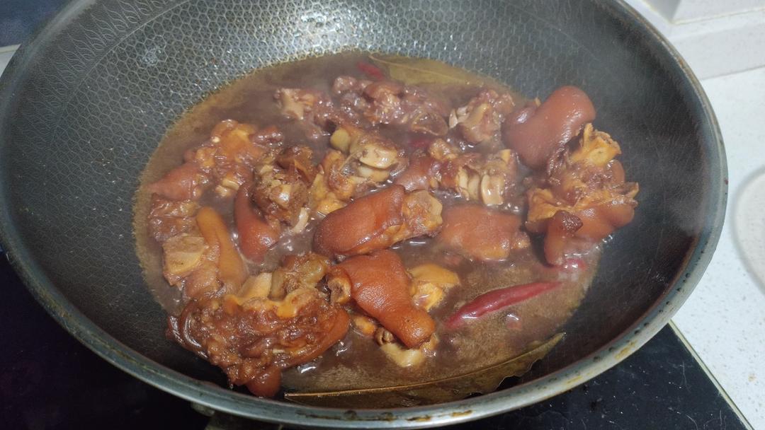 超好吃的红烧猪蹄