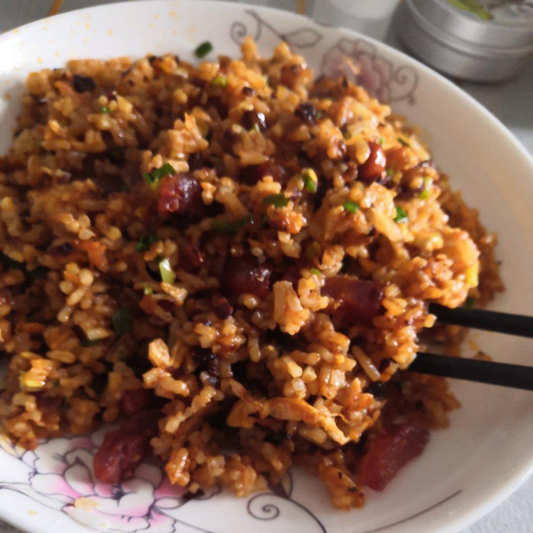 放老干妈的蛋炒饭