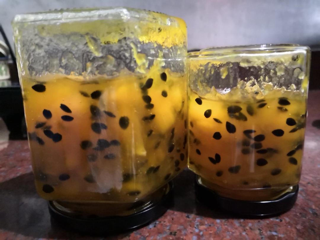 百香果香芒果酱