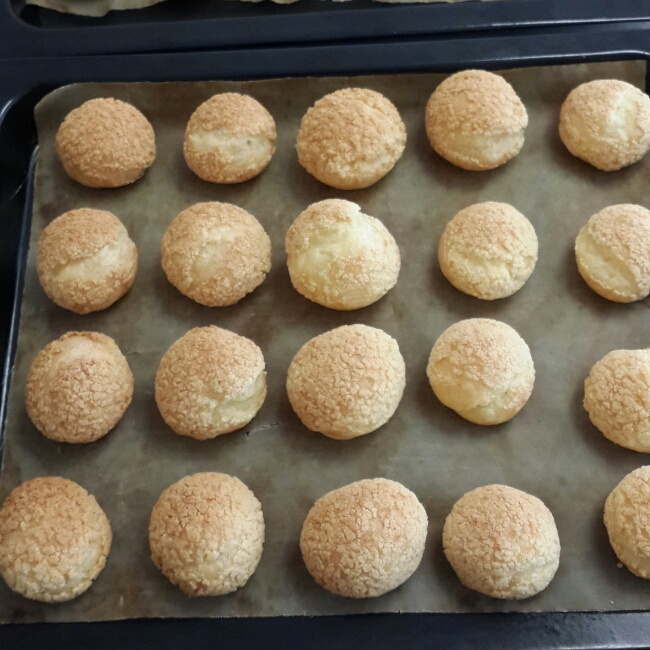 十分美味的酥皮泡芙