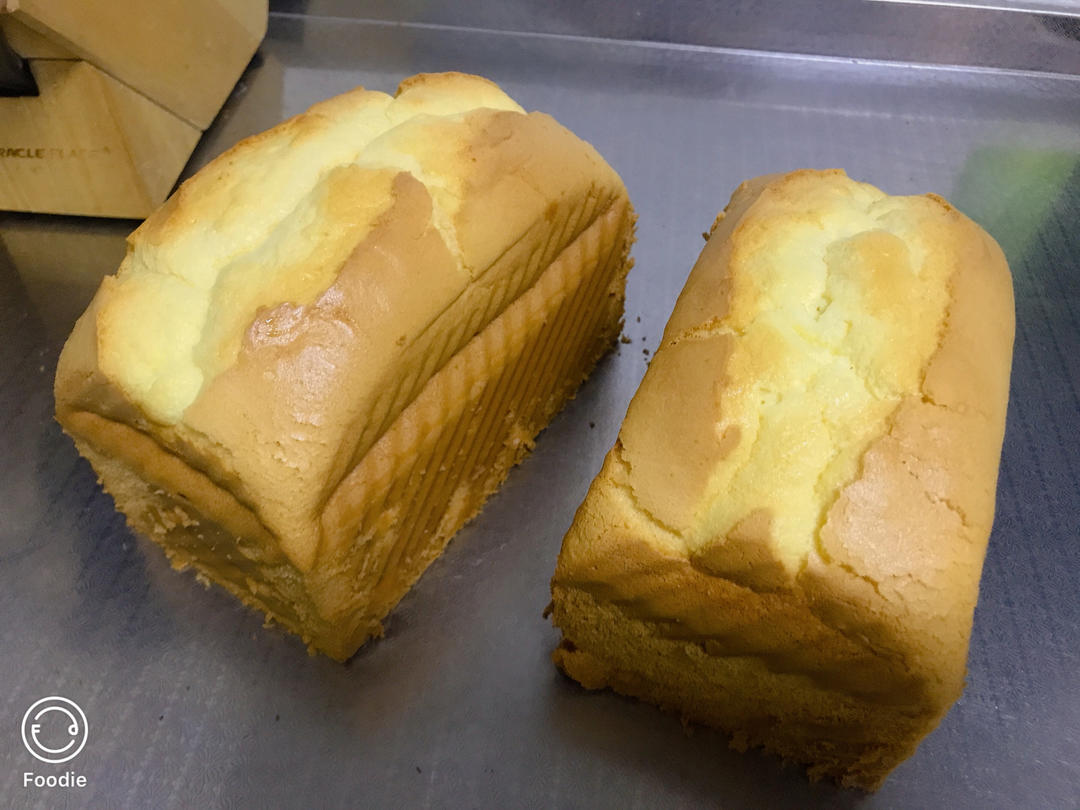 蛋糕店超🔥的金枕蛋糕｜口感绵密🍰松松软软