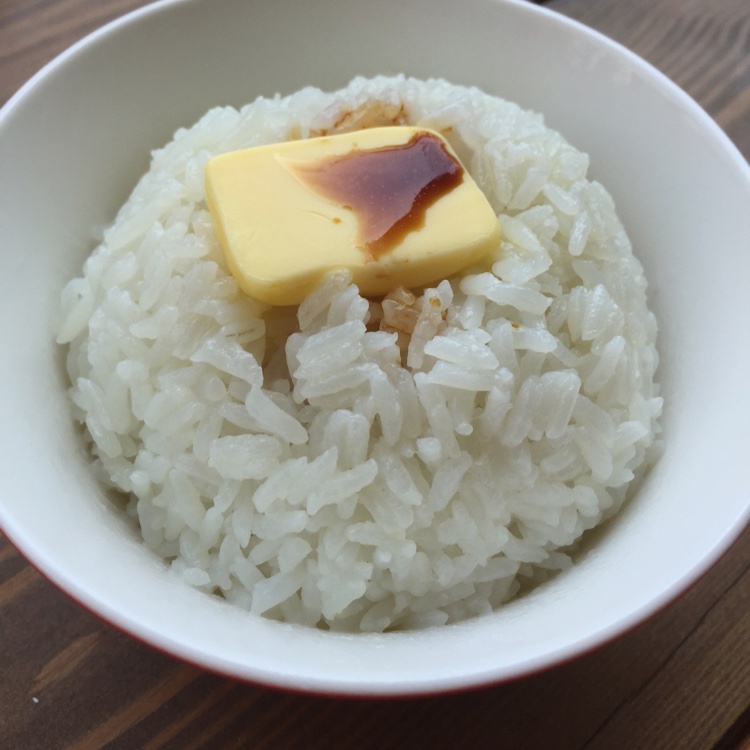 《深夜食堂》黄油拌饭