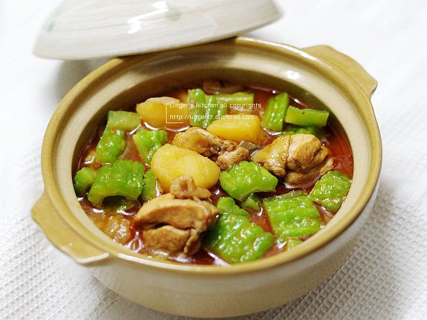仔鸡苦瓜煲