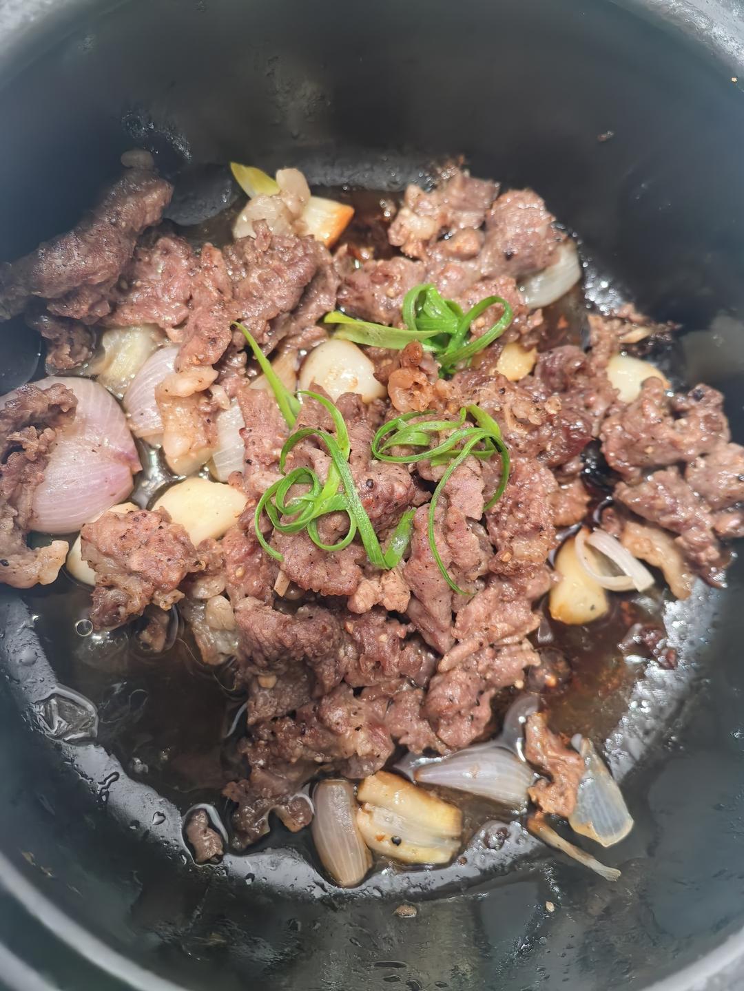 狠狠下饭的胡椒牛肉煲‼️牛肉爱好者必备菜谱