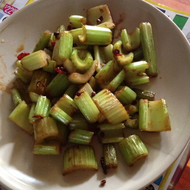 炝炒芹菜