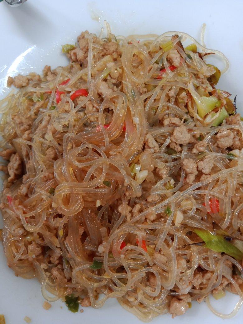 肉末（肉丝）炒粉丝