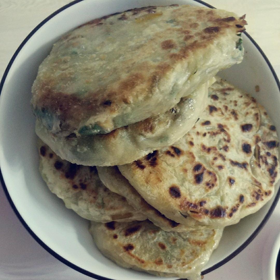 皮薄如纸的韭菜馅饼|免揉面法