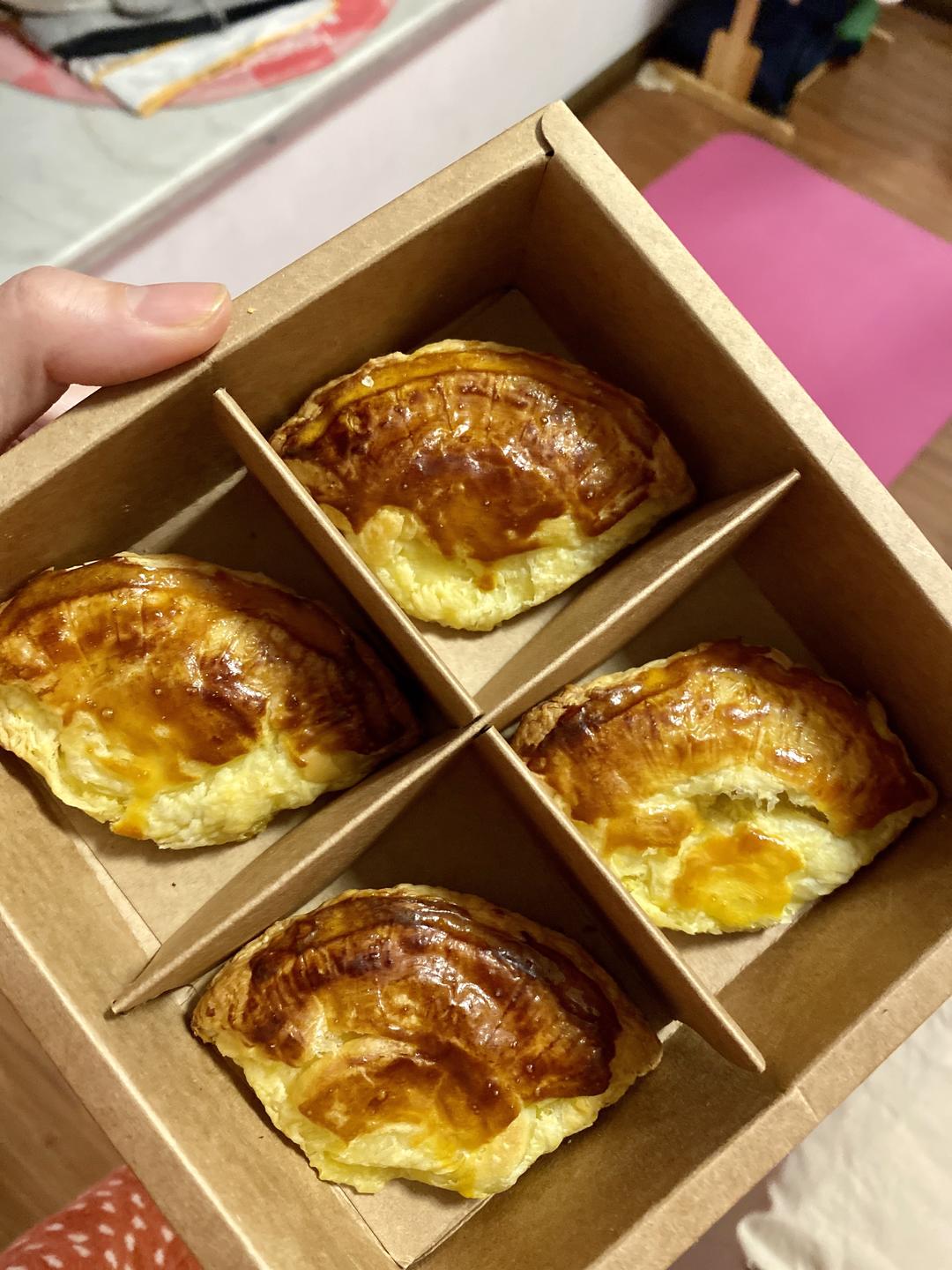 皮配不上馅儿的榴莲酥的做法