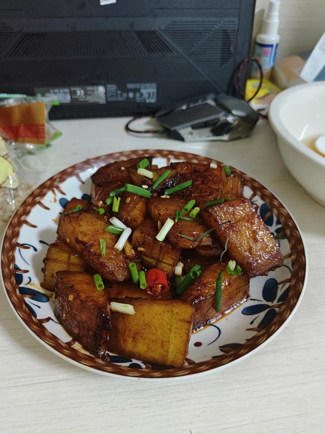 红烧冬瓜最完美做法，不加一滴水，瞬间秒杀红烧肉