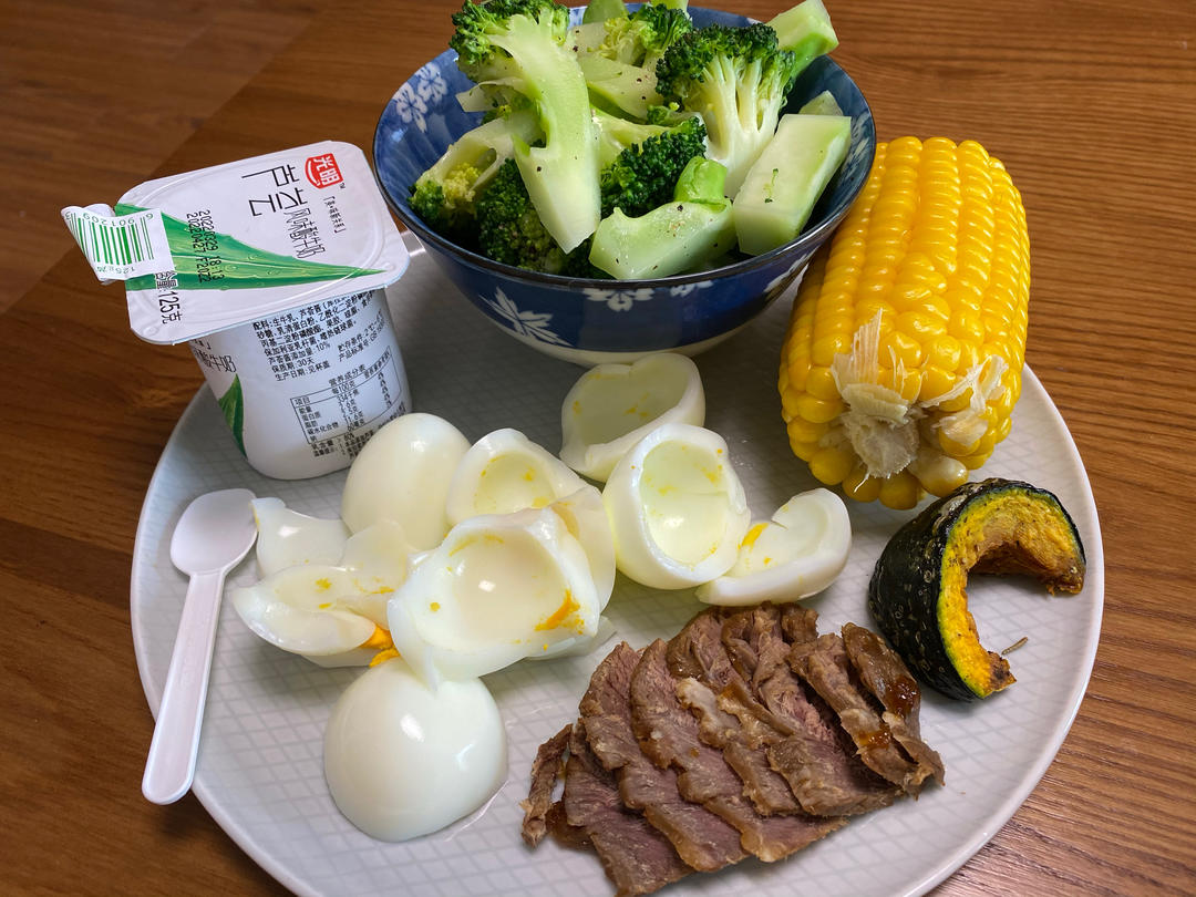 午餐•2022年4月14日