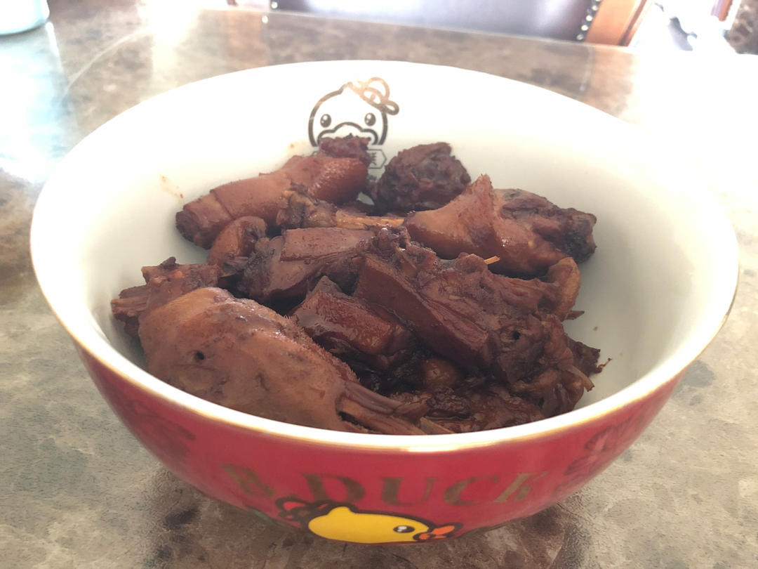 好吃到连汤汁都不剩的啤酒酱爆鸭