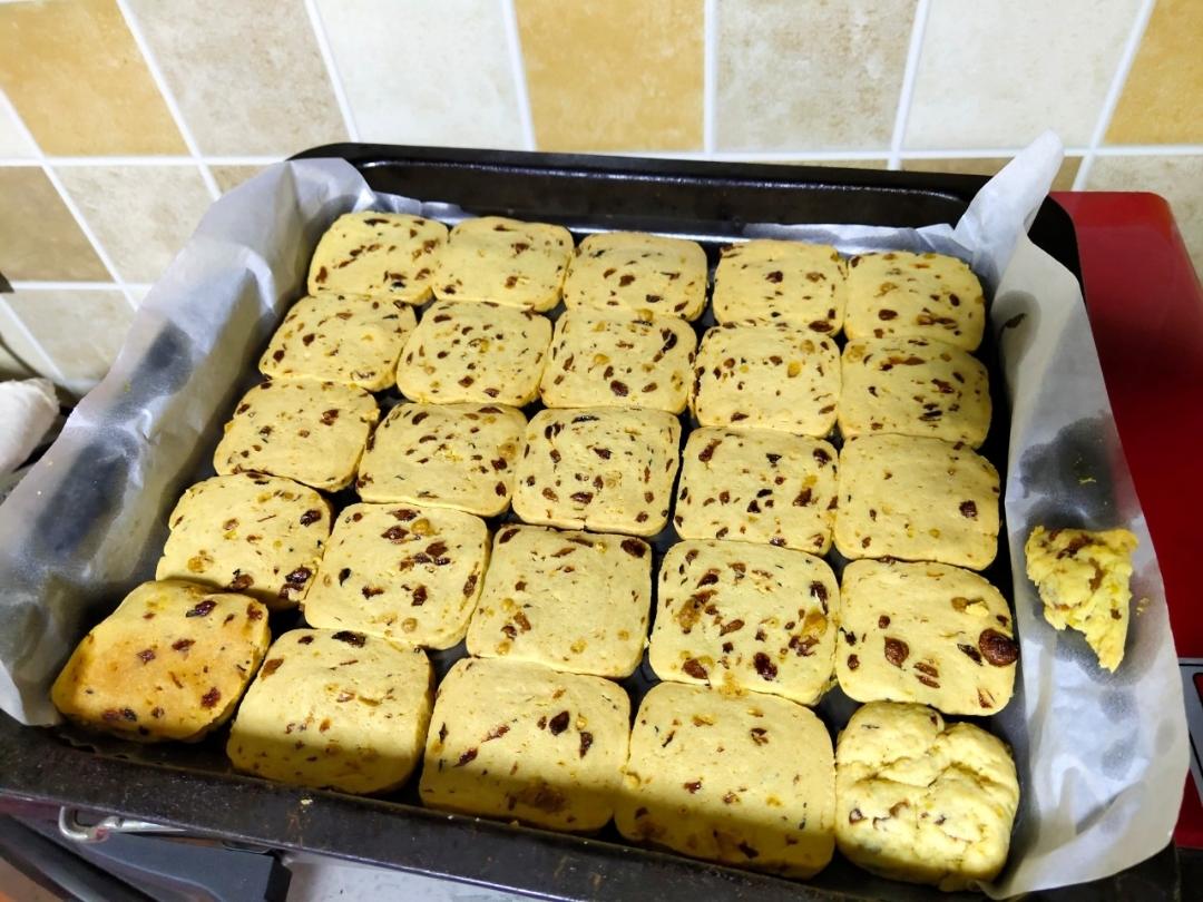 超快手 普通面粉也一样成功的蔓越莓饼干