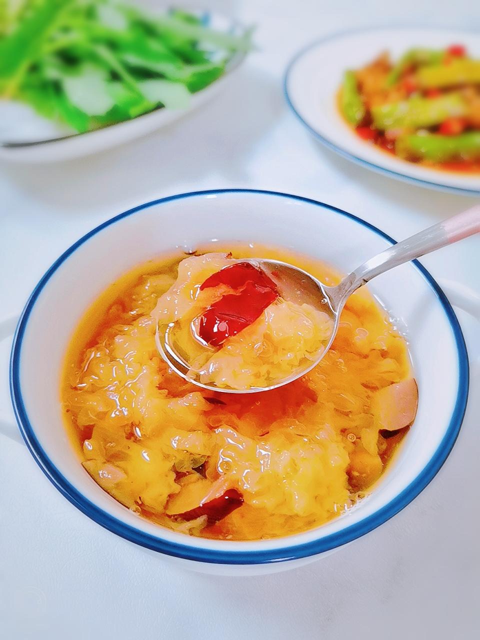 红枣银耳羹（慢炖锅版）的做法