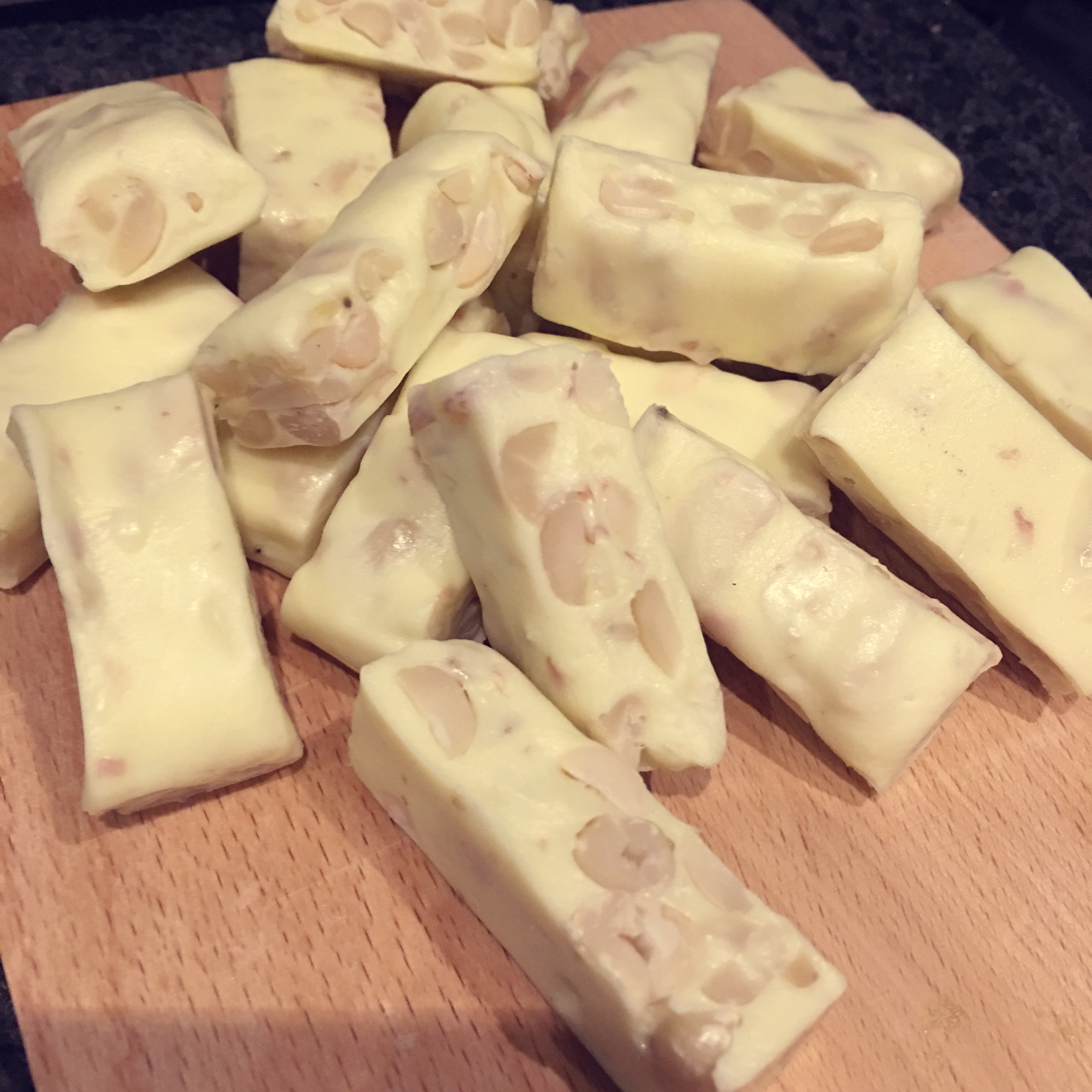 多味花生牛轧糖