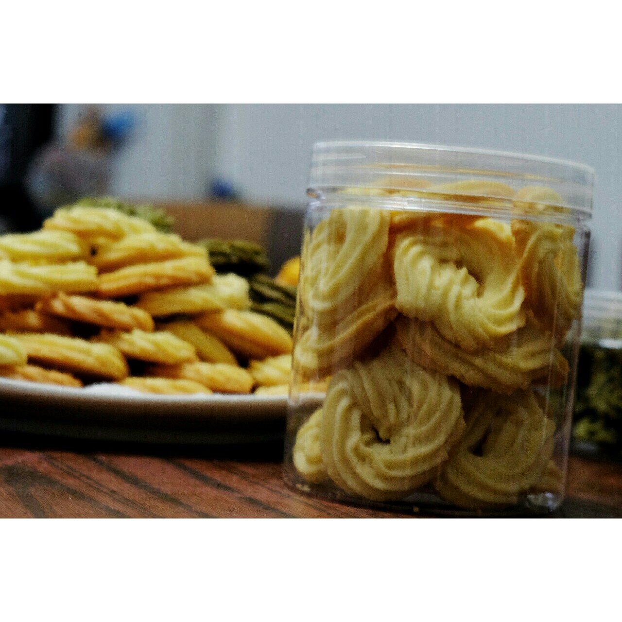 多种口味曲奇（香草、巧克力、抹茶）