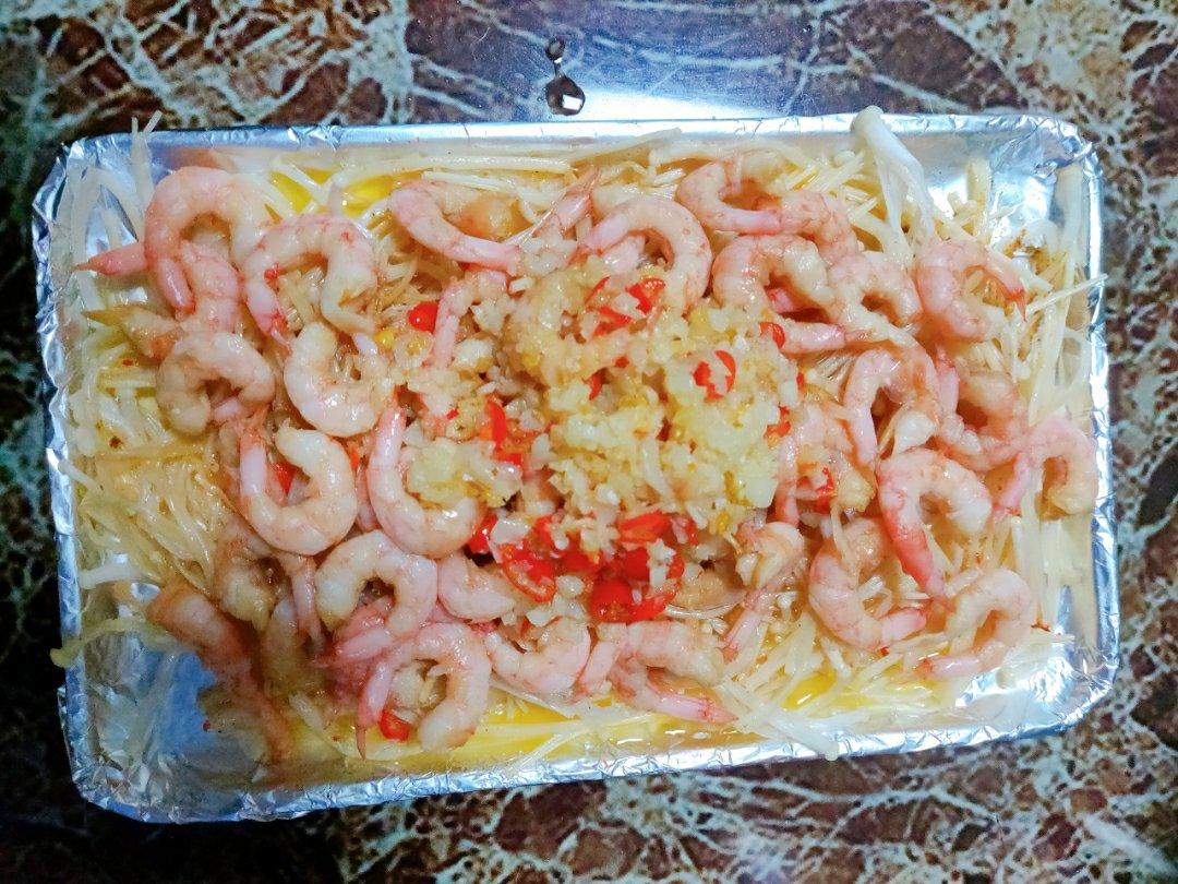 蒜蓉金针菇烤花蛤虾