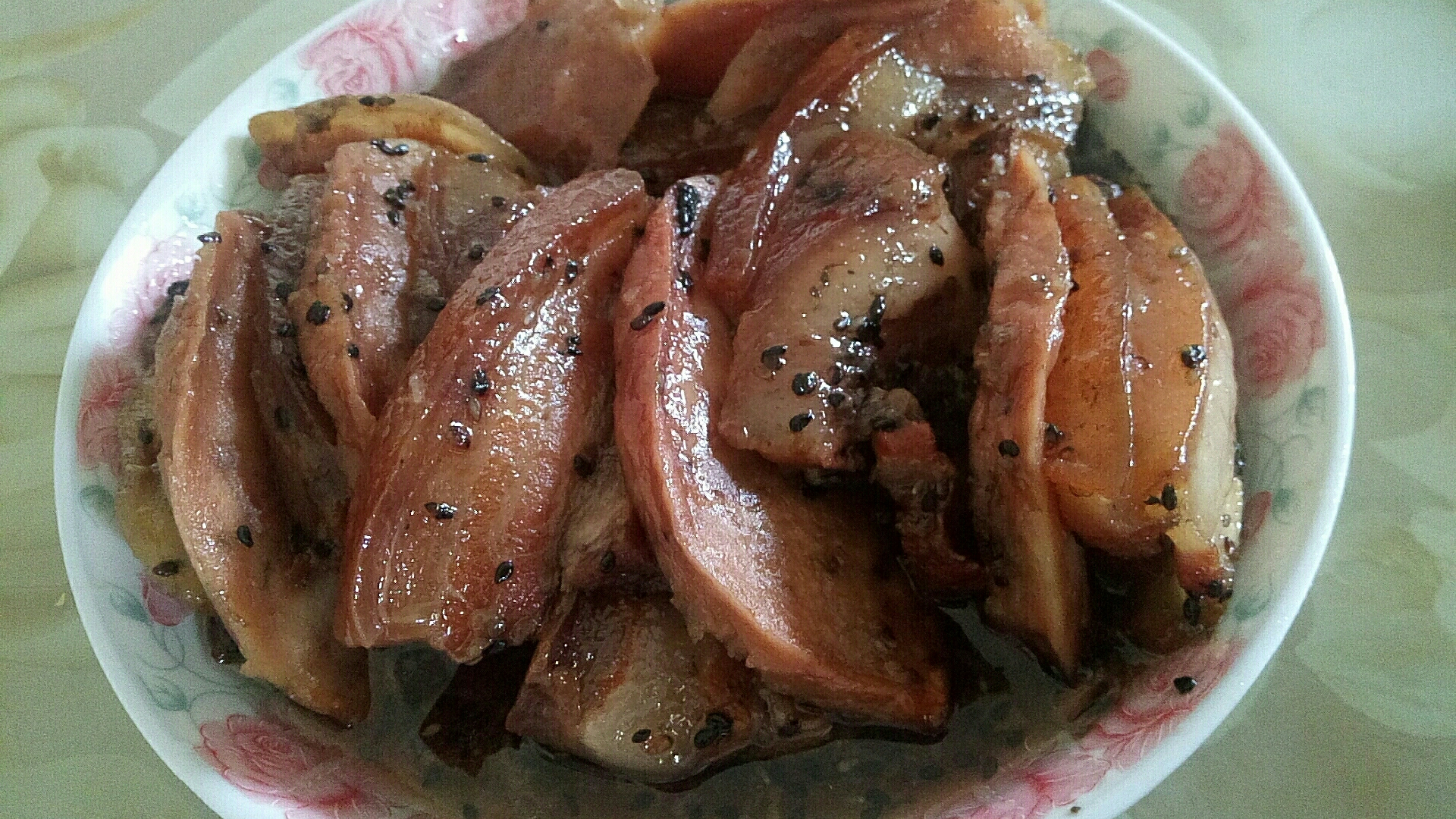 甜猪肉夹香芋的做法