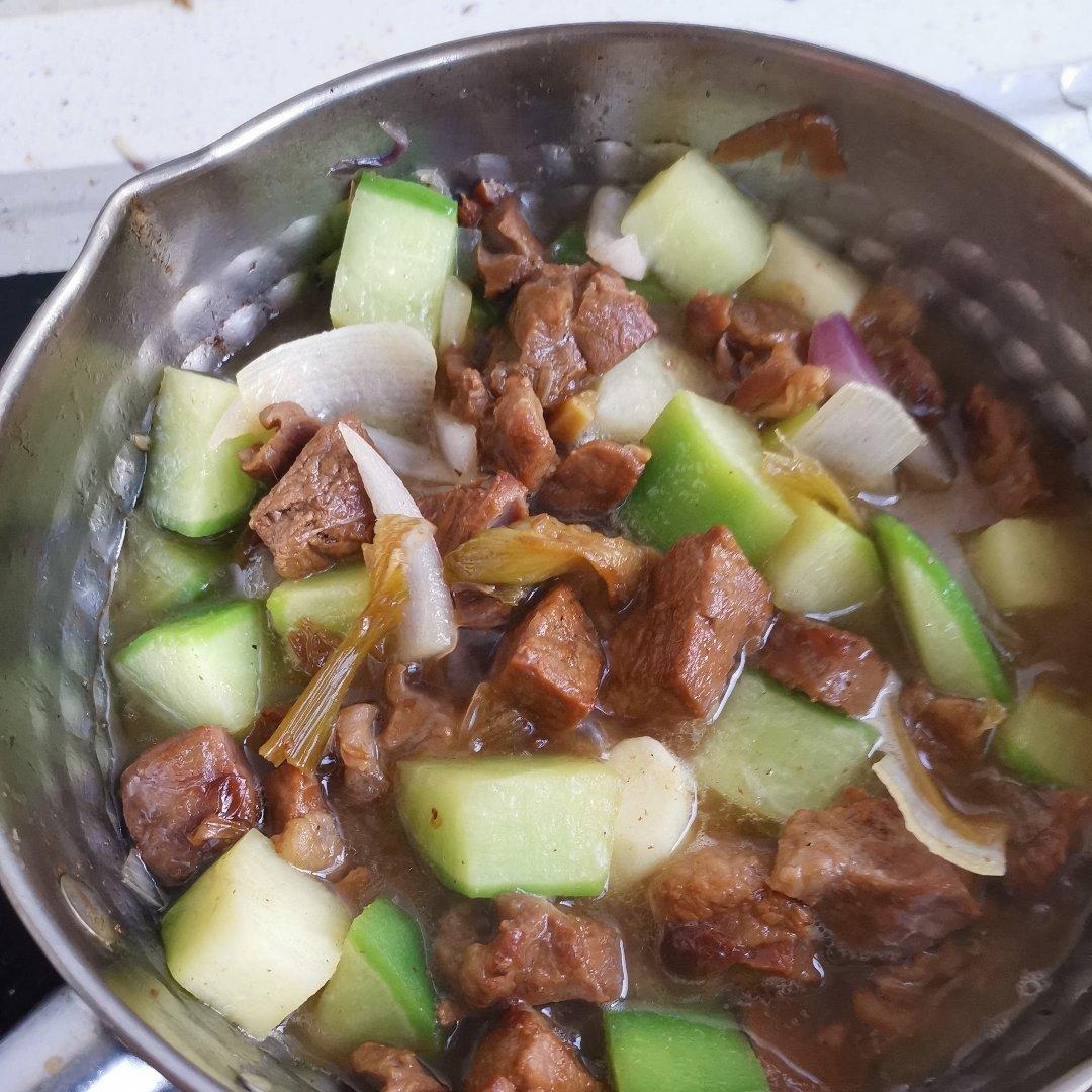 羊肉炖白萝卜