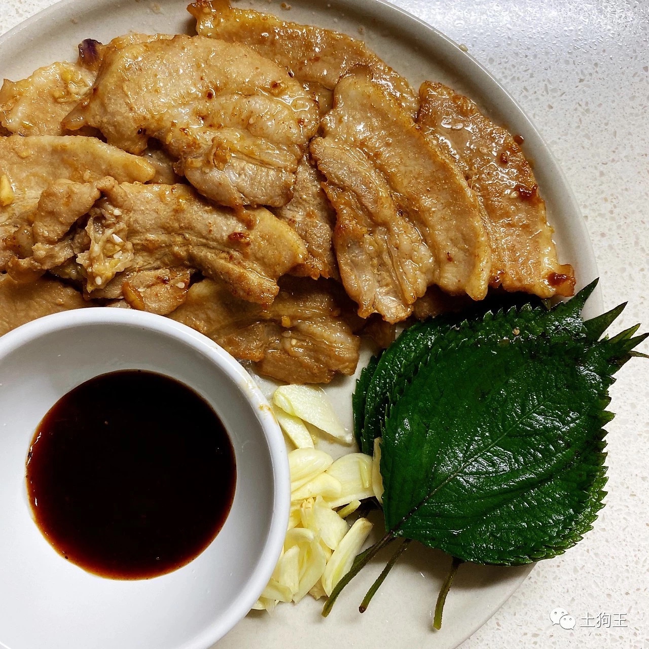 减肥者慎入！家庭版韩式烤五花肉做法（无需烤箱版）的做法